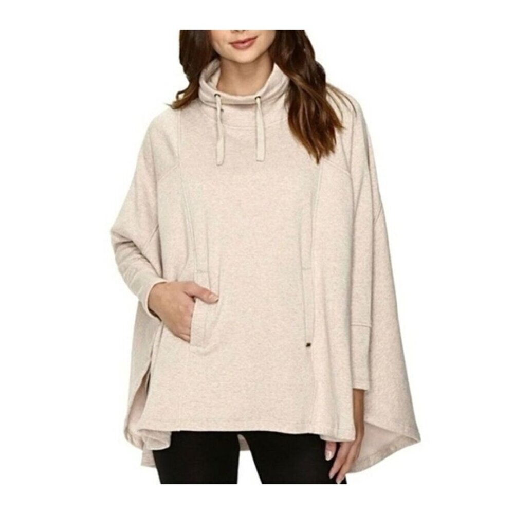 UGG Women’s M/L Charlynne Poncho Cape Fleece Pullover Sweater Beige Oatmeal